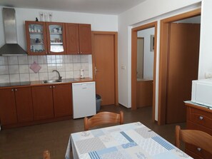 Classic Apartment, 2 Bedrooms | Living area