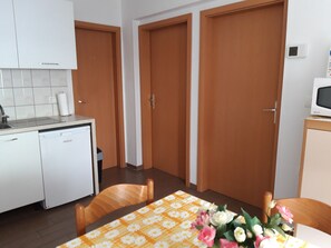 Classic Apartment, 2 Bedrooms, Ground Floor | Living area | Flat-screen TV - Apartmani Igor (Koper)
