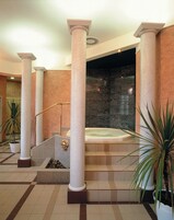 Bañera de hidromasaje interior