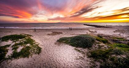 15%Off Oct! Steps To Sand/Downtown, Great Location