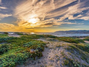 Beach nearby - 20%Off March! Amazing Reviews Walk 2 Beach & Shops (Ventura)