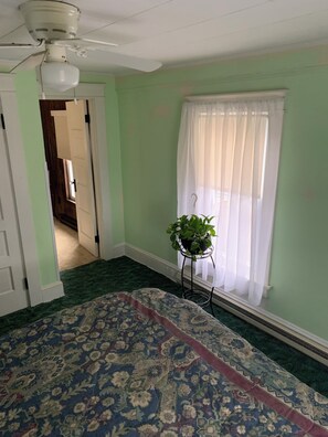 1 quarto, Wi-Fi de cortesia, roupa de cama