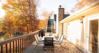 Boats N Oats: Great family getaway, wifi, gentle lot, kayak