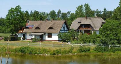 Apartment for two Only 20 m From Boruja Lake in Rekowo
