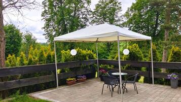 Classic Apartment, 2 Bedrooms | Balcony