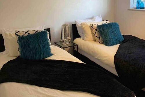 Bletchley/milton Keynes/sleeps5/localattractions