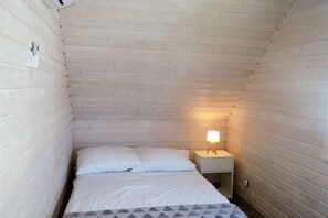 9 Schlafzimmer, individuell eingerichtet, Bettwäsche