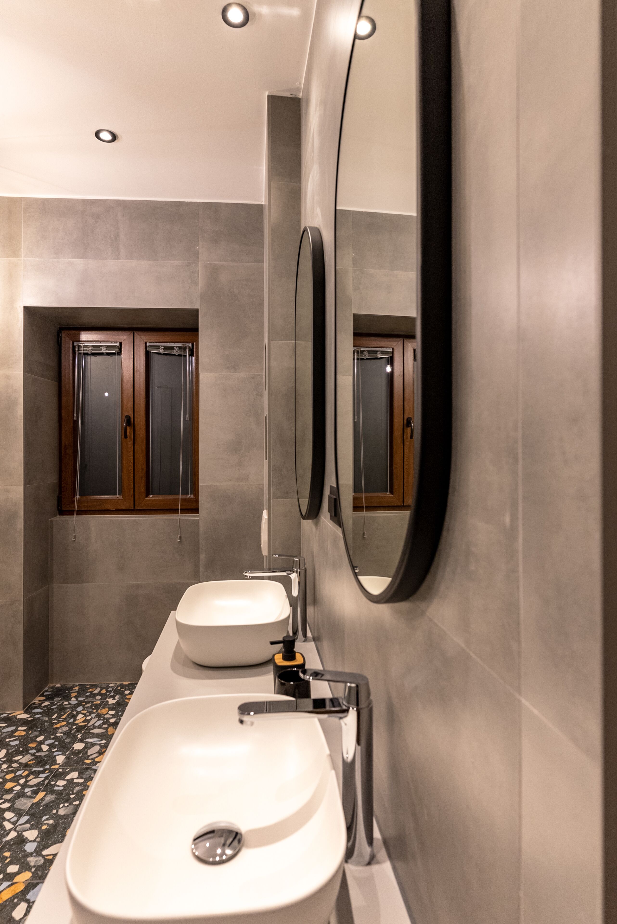 Free toiletries, hair dryer, towels, soap