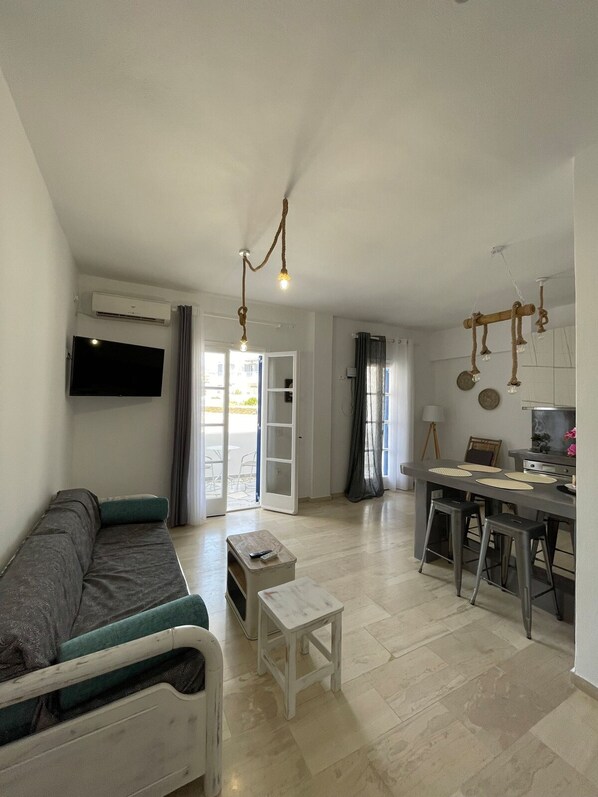 Apartment | 2 bedrooms - Zen Beach House in Tinos 2 (Tinos)