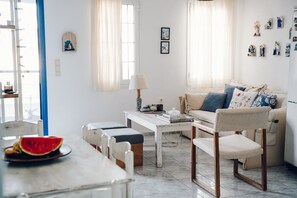 House | 2 bedrooms - Menmar House in Tinos (Tinos)