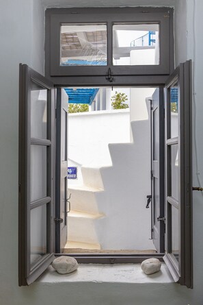 1 bedroom, desk - Village Aura in Tinos (Tinos)