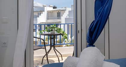 Zen Beach House in Tinos 1