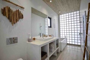 Villa | 3 bedrooms, desk - Magic Cave Villa in Tinos (Tinos)