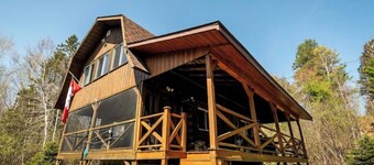 Riverside Cabin - sleeps 6