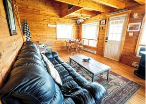 Living area - Riverside Cabin - sleeps 6

 (Miramichi River Valley)