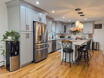 Spacious 5-bedroom house in the woods in Cold Spring just 5 minutes from town