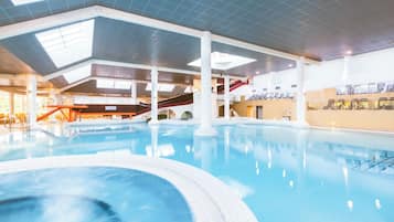 6 indoor pools, 6 outdoor pools, pool cabanas (surcharge)