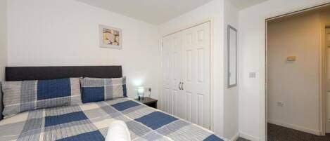 2 makuuhuonetta, Wi-Fi, vuodevaatteet