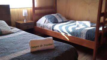 Classic Cabin, Garden View | 2 bedrooms, free WiFi