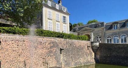 Pretty T3 at the foot of the golf course - The 19th Hole