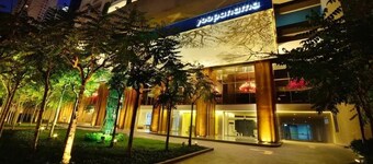 ヨー パナマ バイ ブティック アパートメンツ