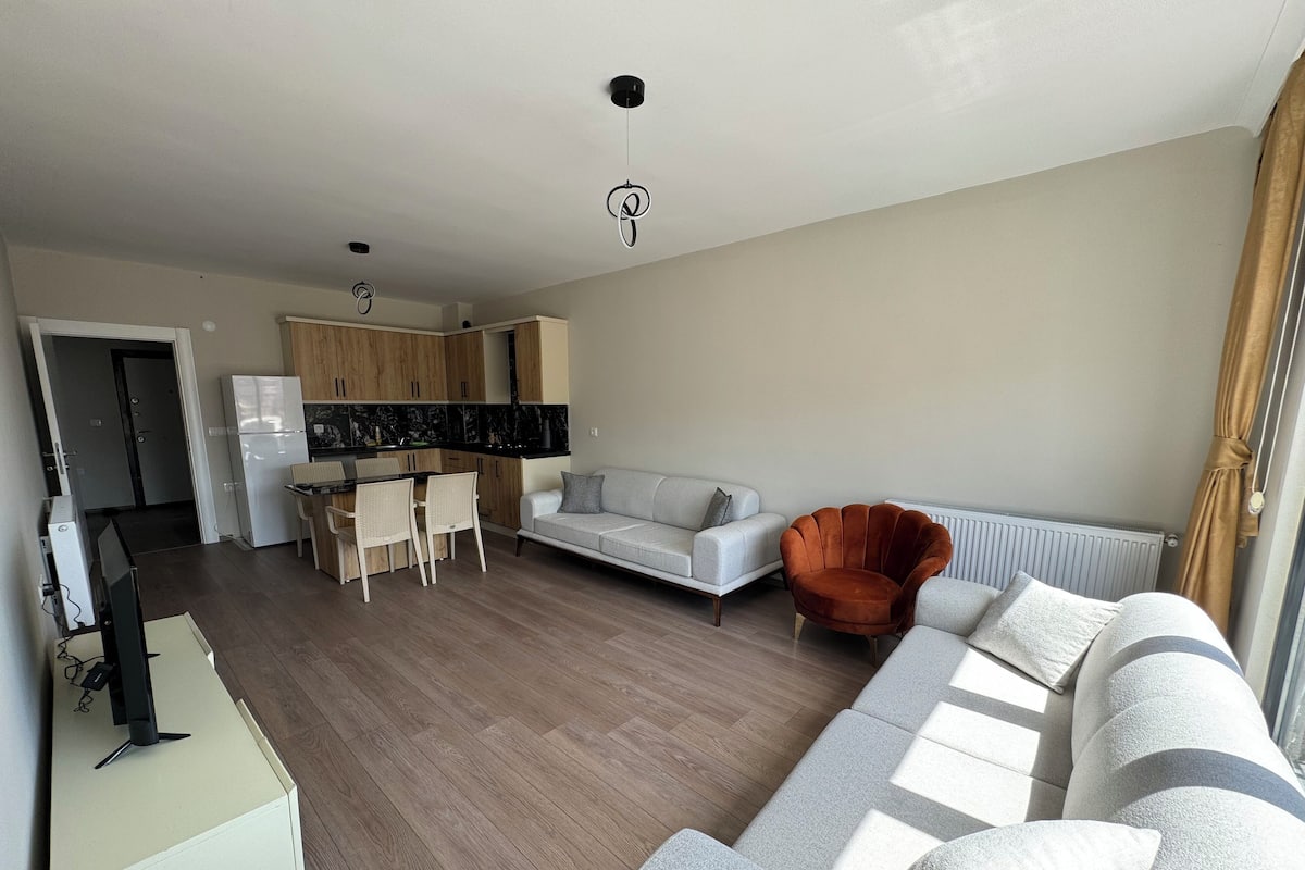 Appartamento Comfort, 3 camere da letto, vista mare | 2 camere, tende oscuranti, ferro/asse da stiro, Wi-Fi gratuito