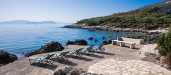 Villa Pelagos Kyma - Two Bedroom Villa, Sleeps 4