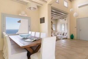 Villa - rökare | Skrivbord