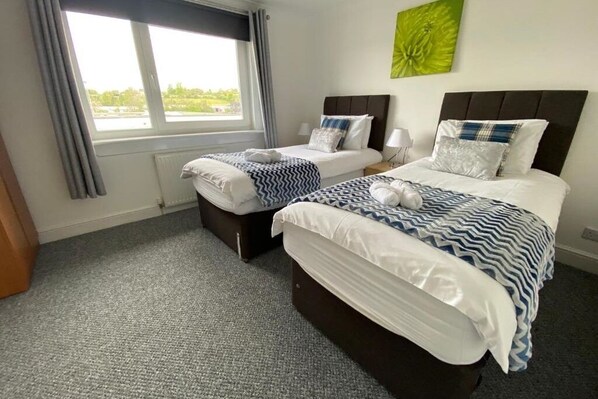 2 bedrooms, bed sheets