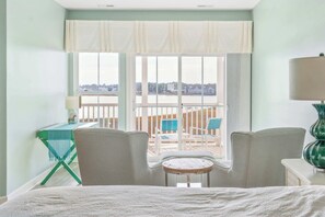 4 soverom, strykejern/-brett, wi-fi og sengetøy