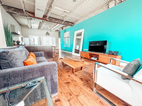 Smart TV, video games, stereo