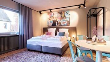 2 Schlafzimmer, Zimmersafe, Schreibtisch, Bügeleisen/Bügelbrett