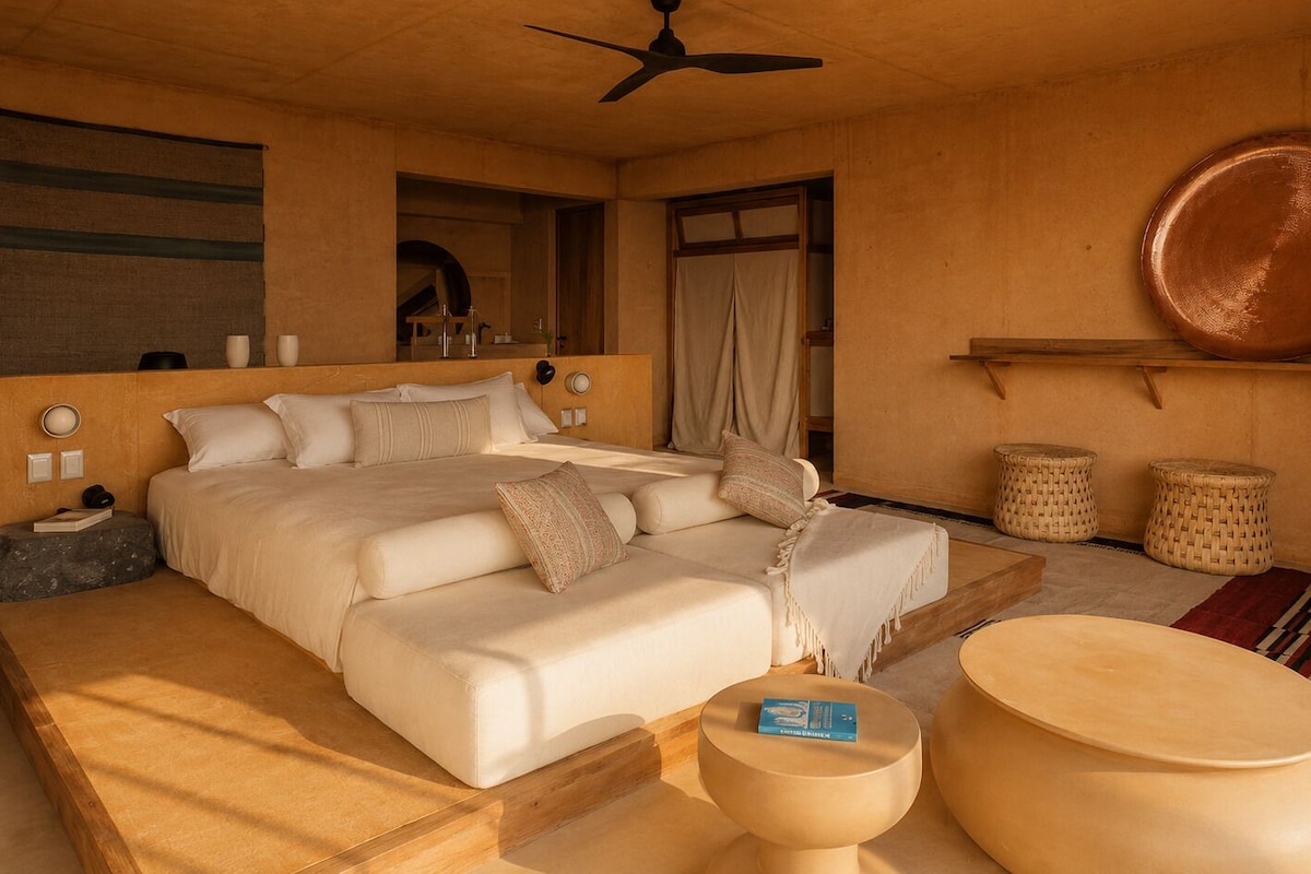 Senior Studio Suite, Private Pool | Premium bedding, Select Comfort beds, minibar, in-room safe