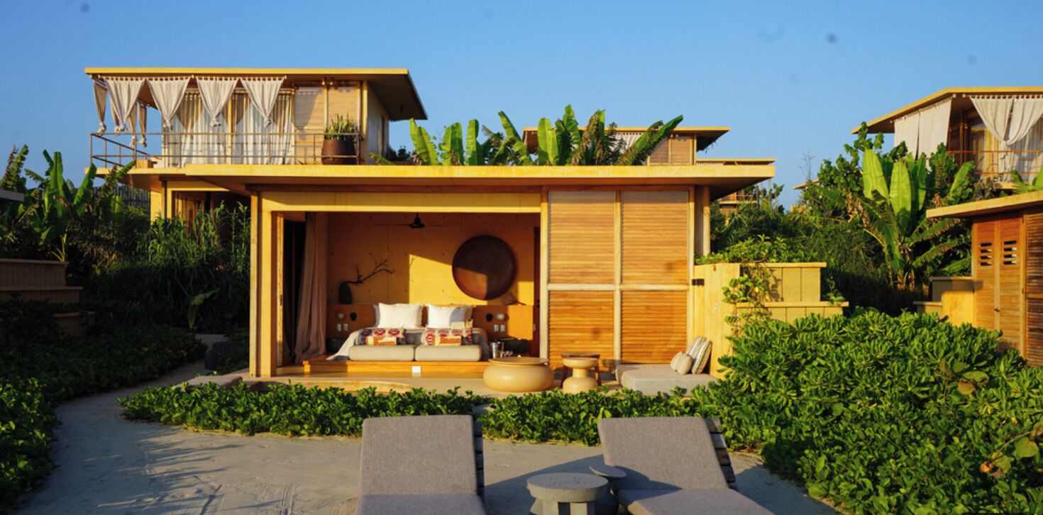 Studio Suite Mewah, kolam renang pribadi, tepi laut | Seprai premium, tempat tidur Select Comfort, minibar, dan brankas