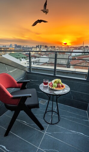 Habitación Deluxe, 1 cama de matrimonio, vistas a la ciudad | Vistas desde la habitación