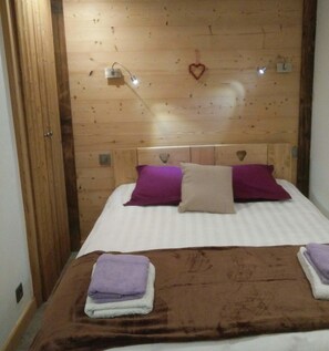 2 soveværelser, strygejern/strygebræt, sengetøj