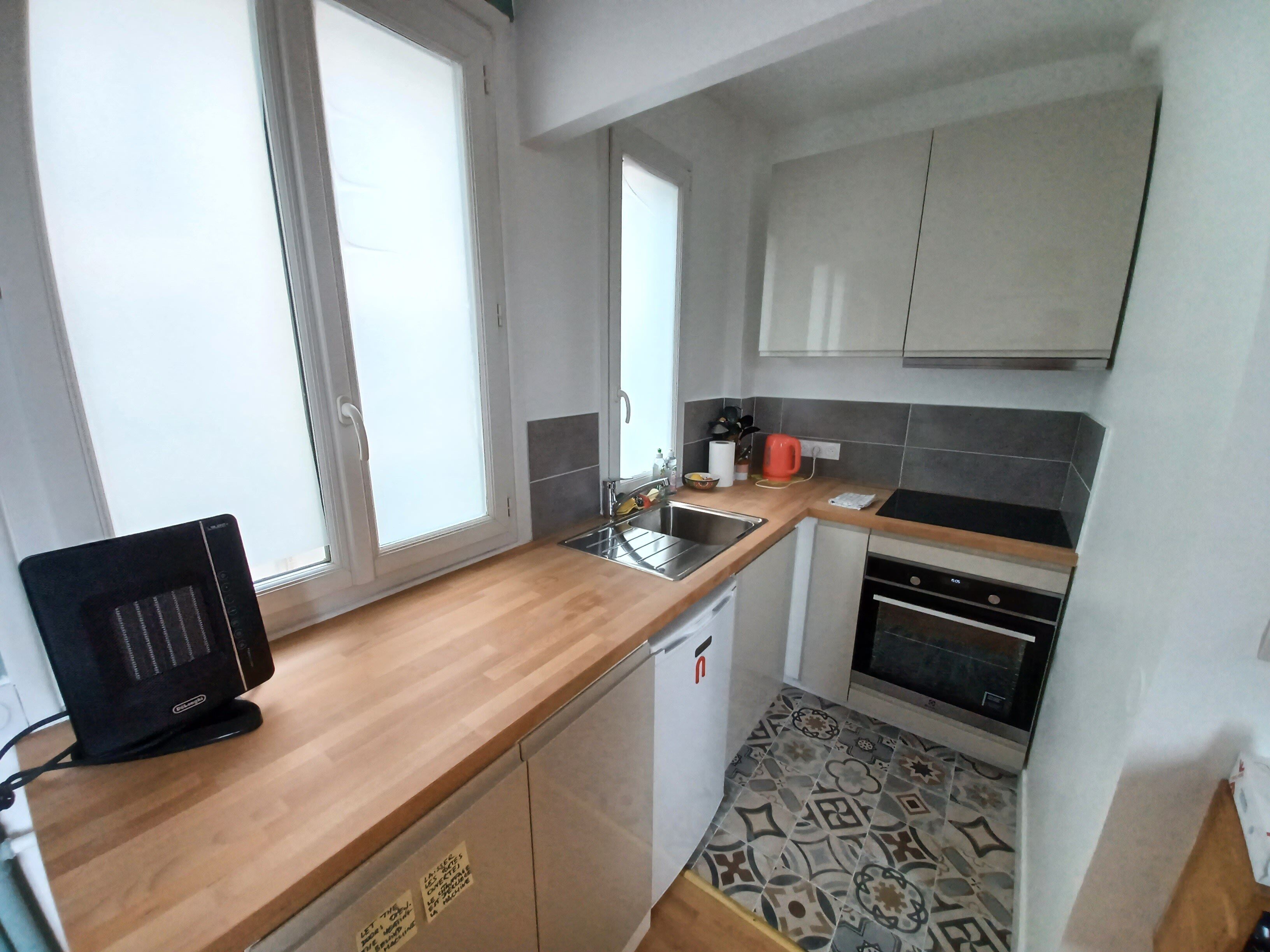 Fridge, microwave, oven