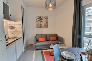 TV - Lovely apartment for 2 in Marseille (Marseille)