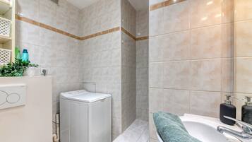 Haartrockner, Handtücher