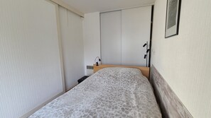 1 bedroom, iron/ironing board