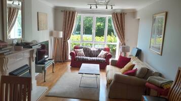 Apartment | Living area