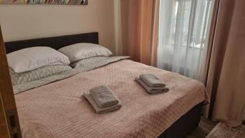 2 Schlafzimmer, Bügeleisen/Bügelbrett, WLAN, Bettwäsche