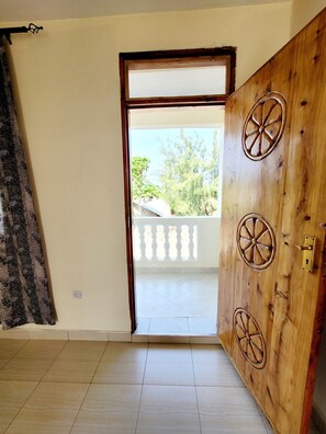 Standard Double Room, Balcony, Garden View - Casuarina Lounge (Malindi)