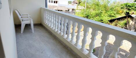 Standard Double Room, Balcony, Garden View | Balcony