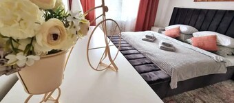 Riverfront apartment, two bedrooms + balcony
