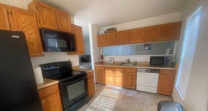 Olivia House - 3bd 1bth