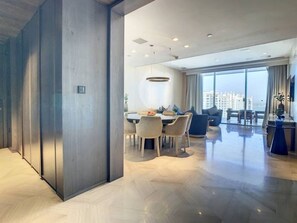 Interior - 2 Bedroom at FIVE Palm (Dubai)