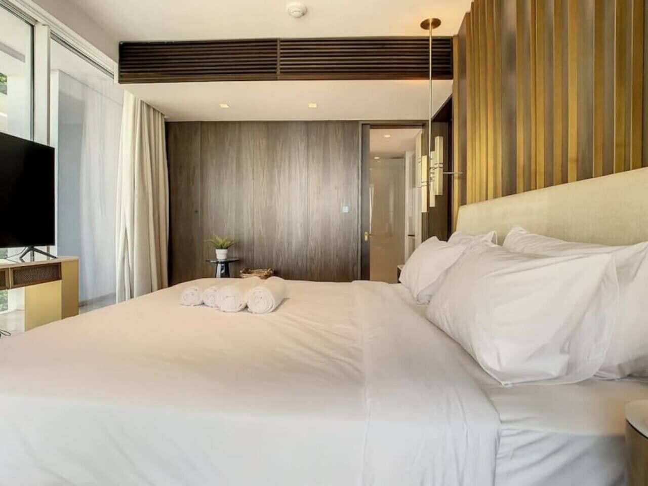 2 makuuhuonetta, työpöytä, silitysrauta/-lauta, Wi-Fi