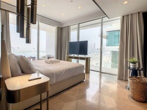 2 bedrooms, desk, iron/ironing board, WiFi - 2 Bedroom at FIVE Palm (Dubai)