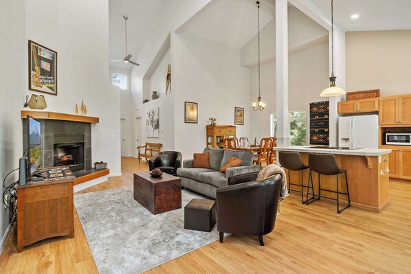 Unclassified image, 1 of 37, button